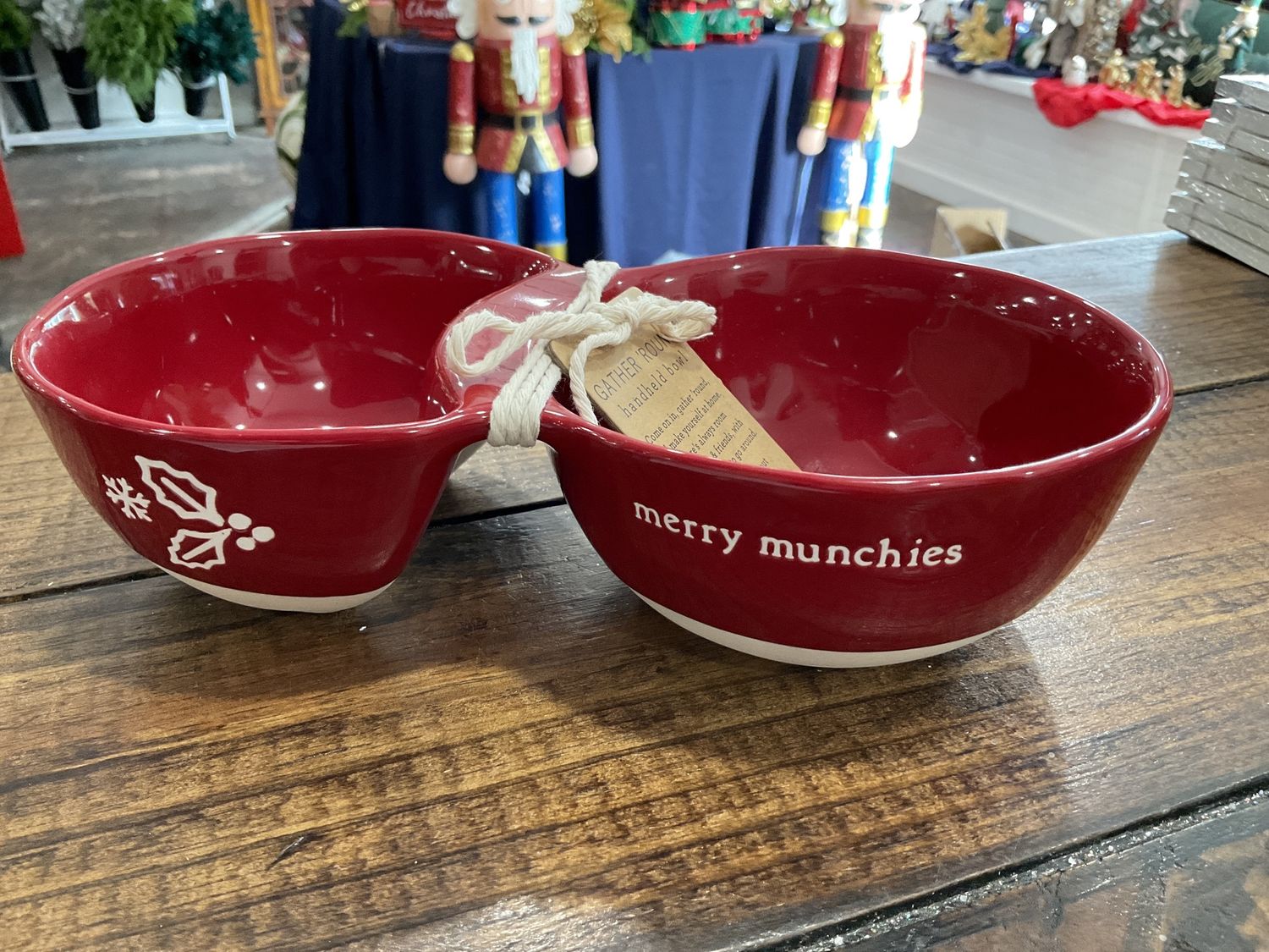 Merry munchies’s handheld double snack bowl