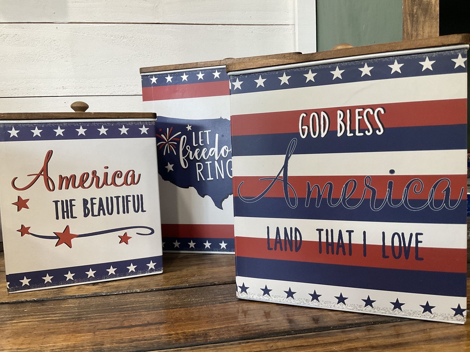 Americana Nesting Tins