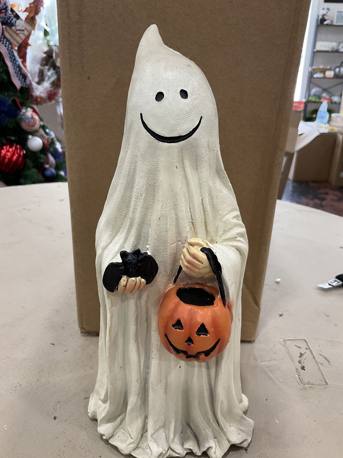 Resin Halloween ghost figure 2 assortment