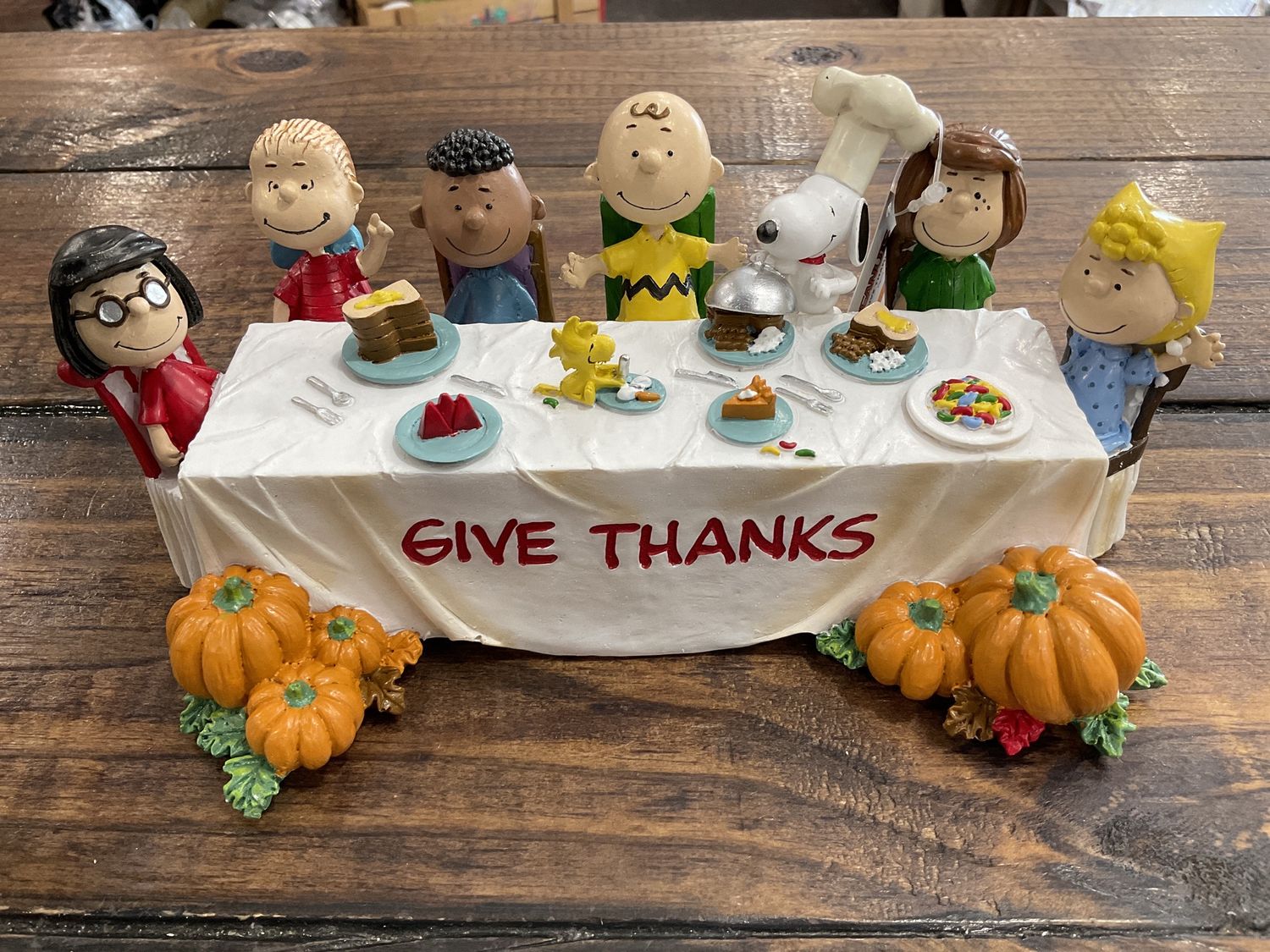 Peanuts Give Thanks