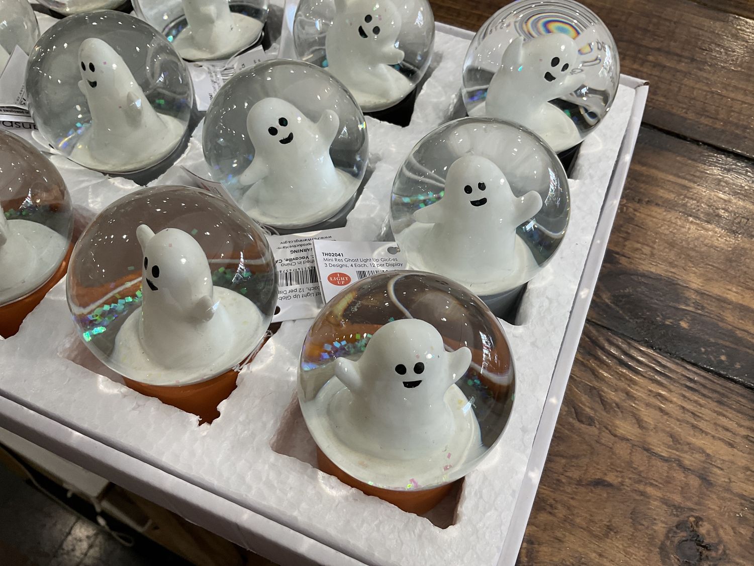 Mini ghost light up globes three assortment