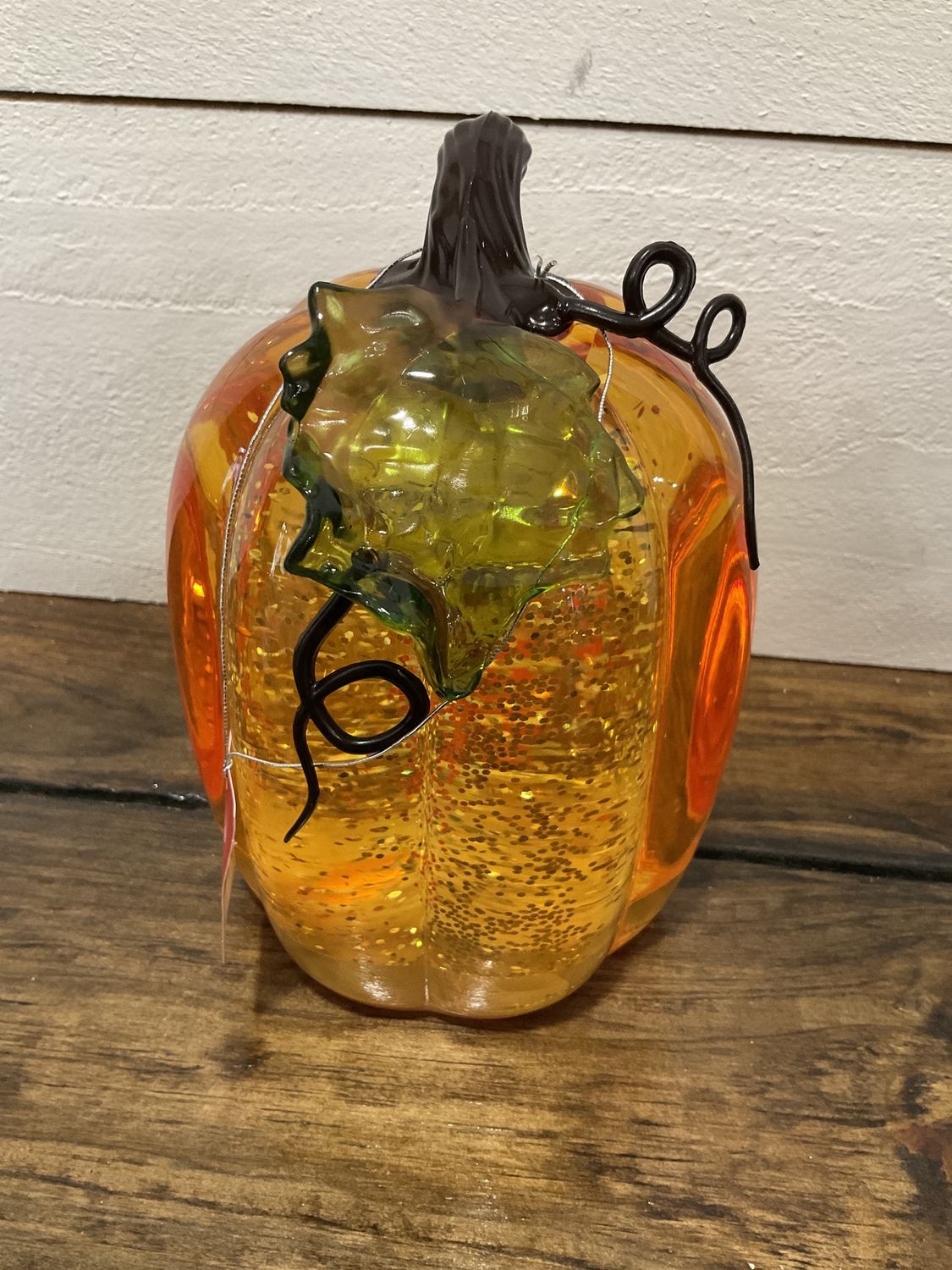 Lighted Swirl Pumpkin 6”