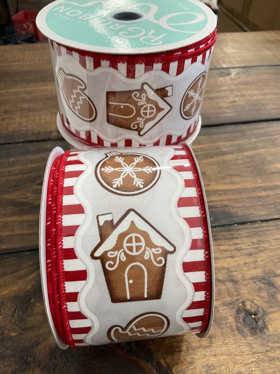 Gingerbread ribbon