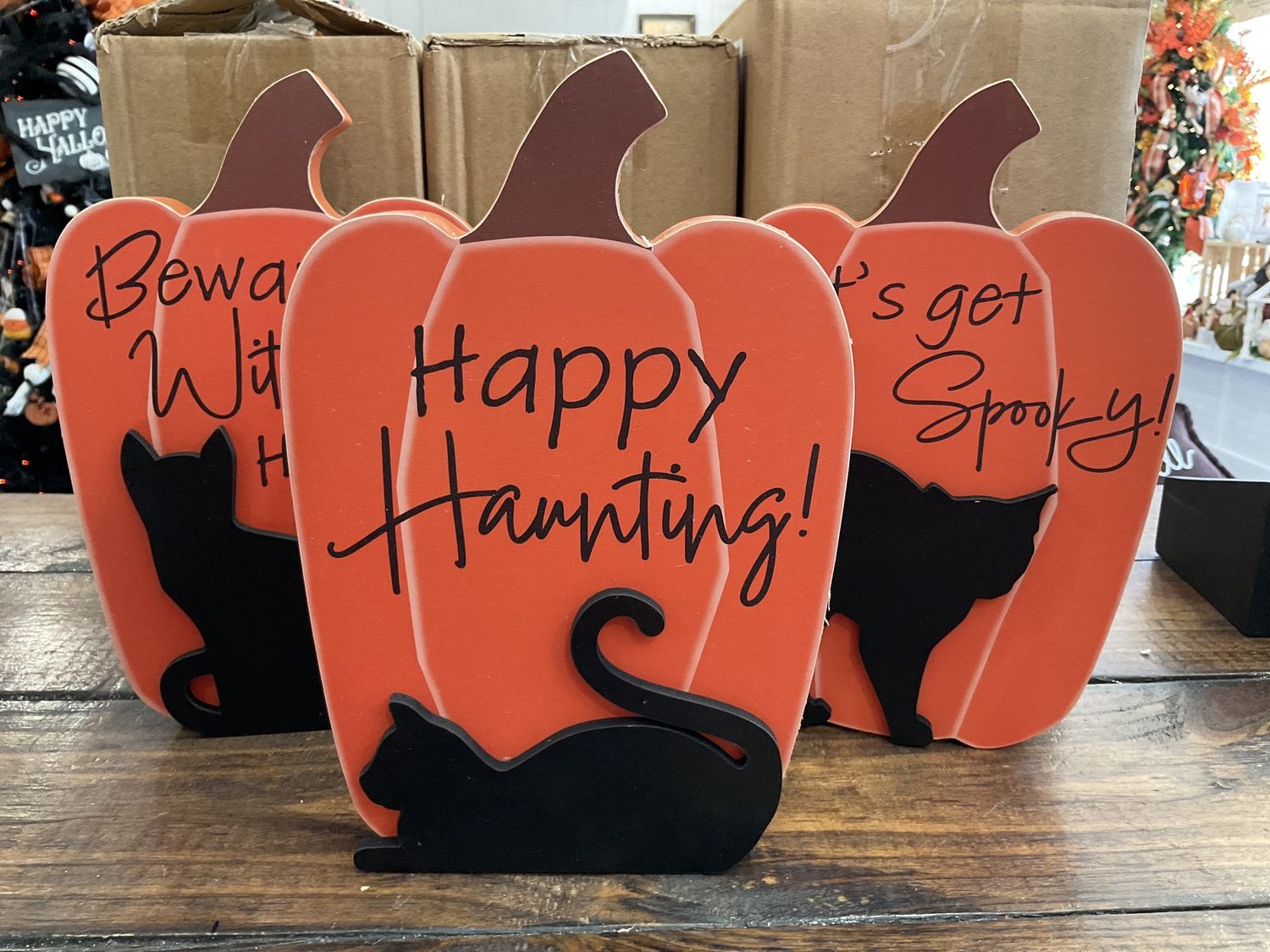 Wood pumpkin with black cat three assortment