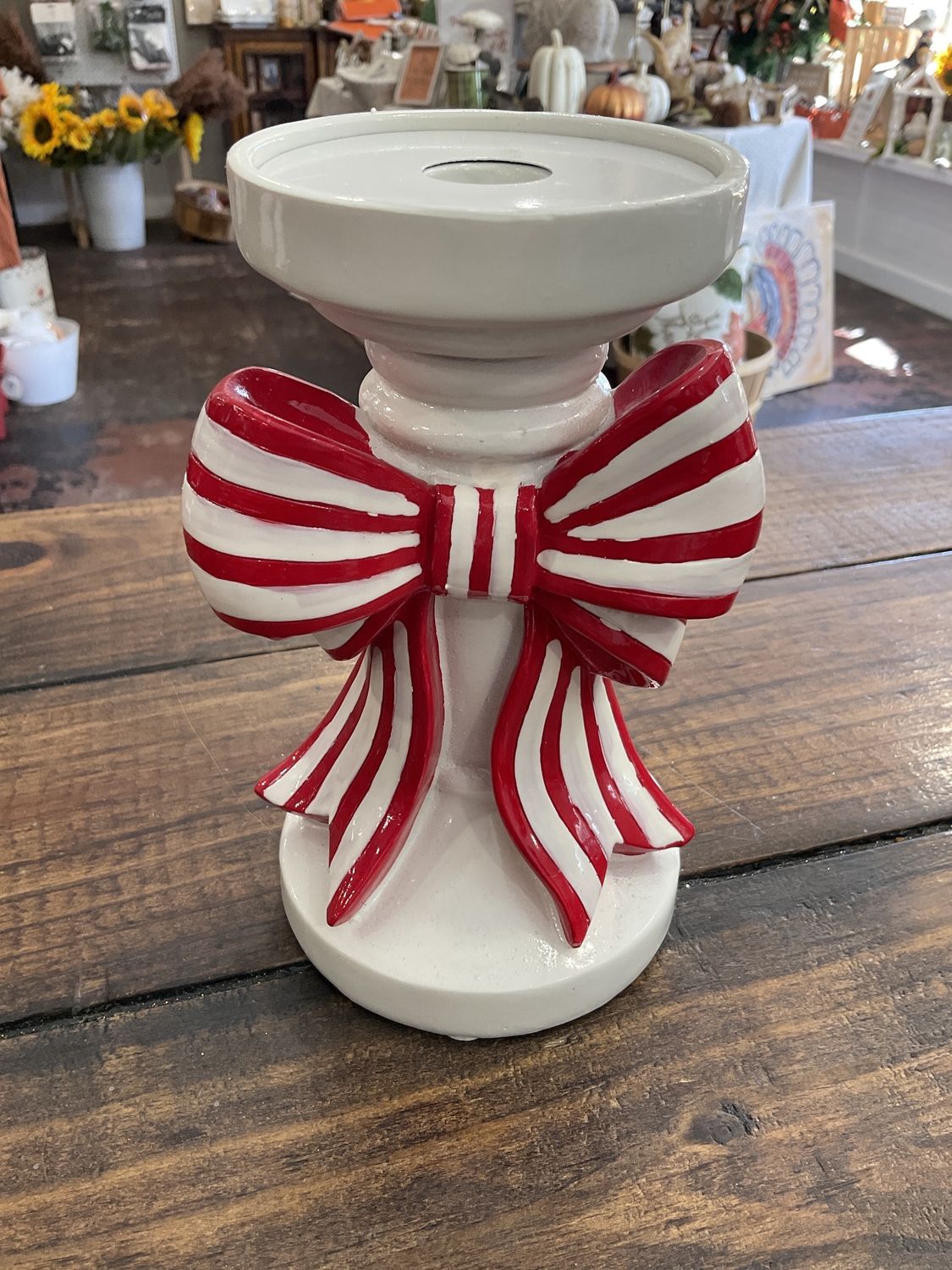 Red and white bow candle holder, Size: Small