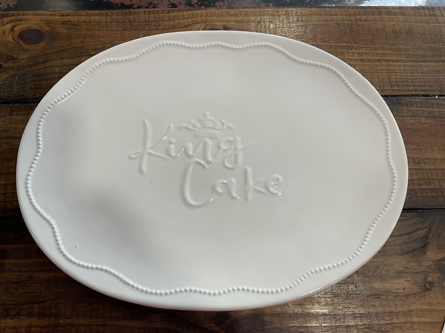 King cake platter white