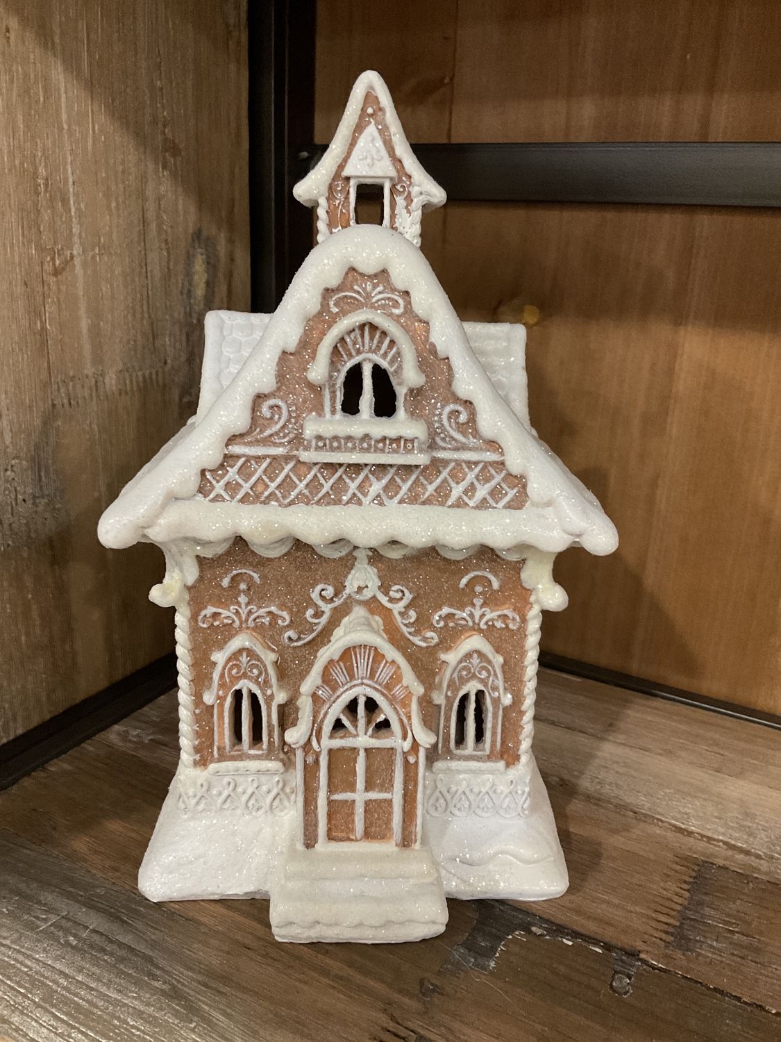 10.5 “H LED Gingerbread House