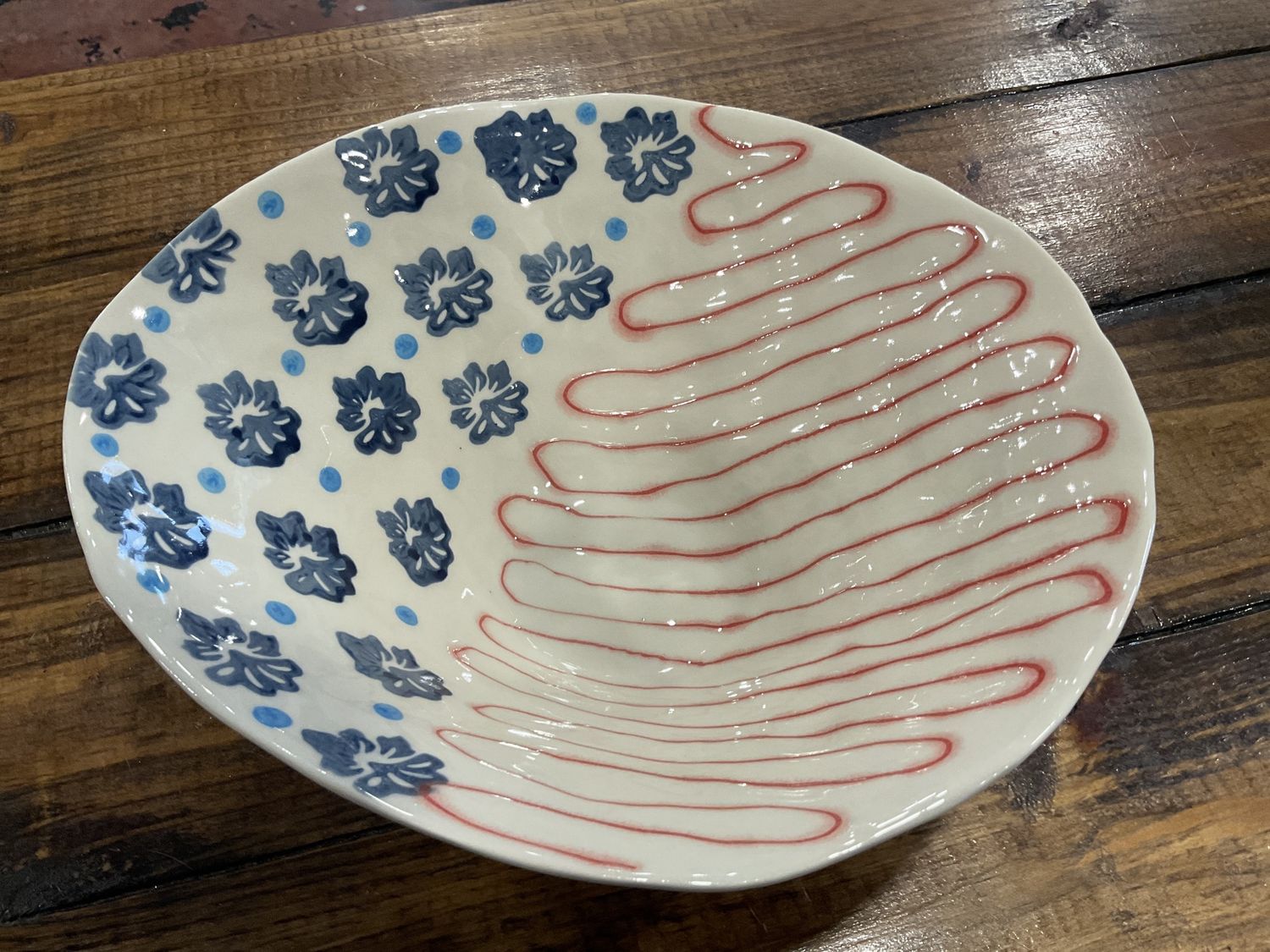 AmericanaFolk  Art serving Bowl