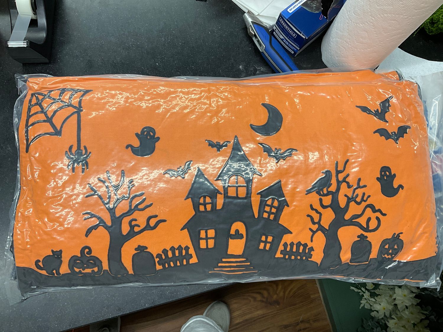 Lumbar vintage Halloween pillow