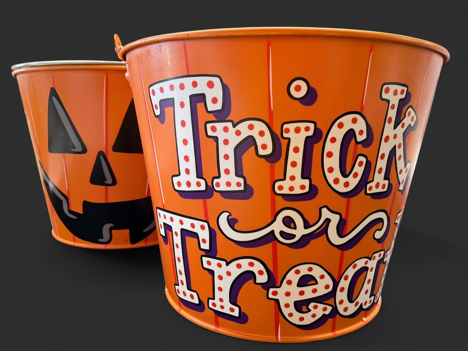 Trick-or-treat pail