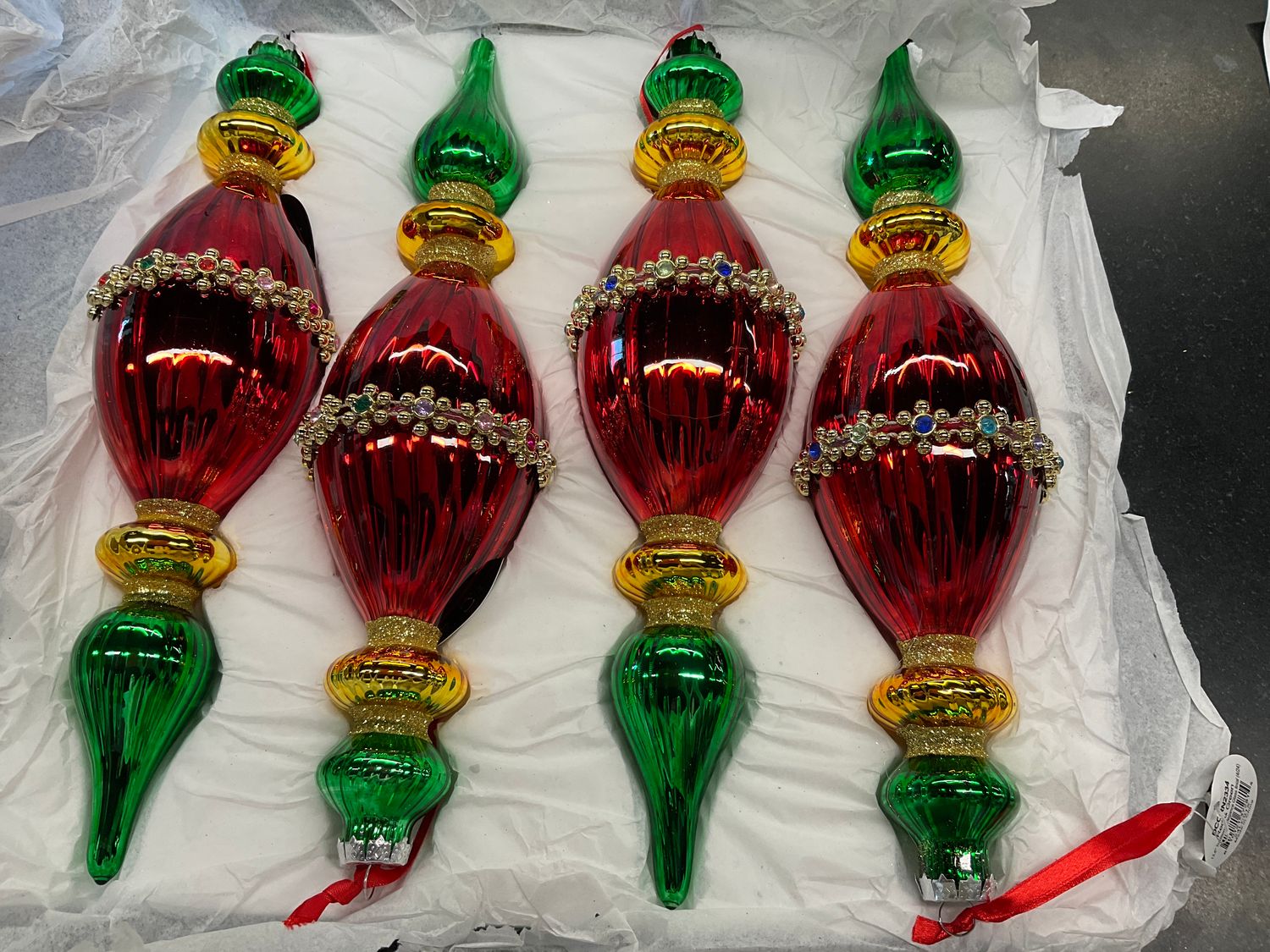 Traditional Elegance Glass Finial