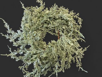 Dark green juniper candle ring