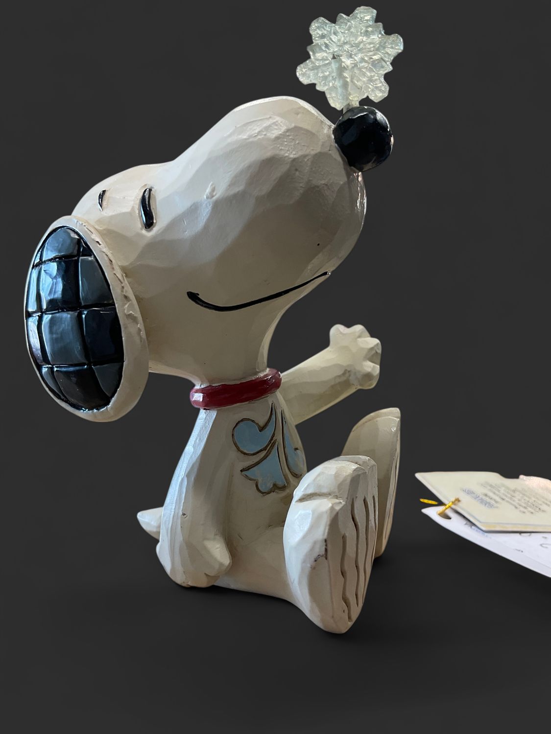 Snoopy with Snowflake