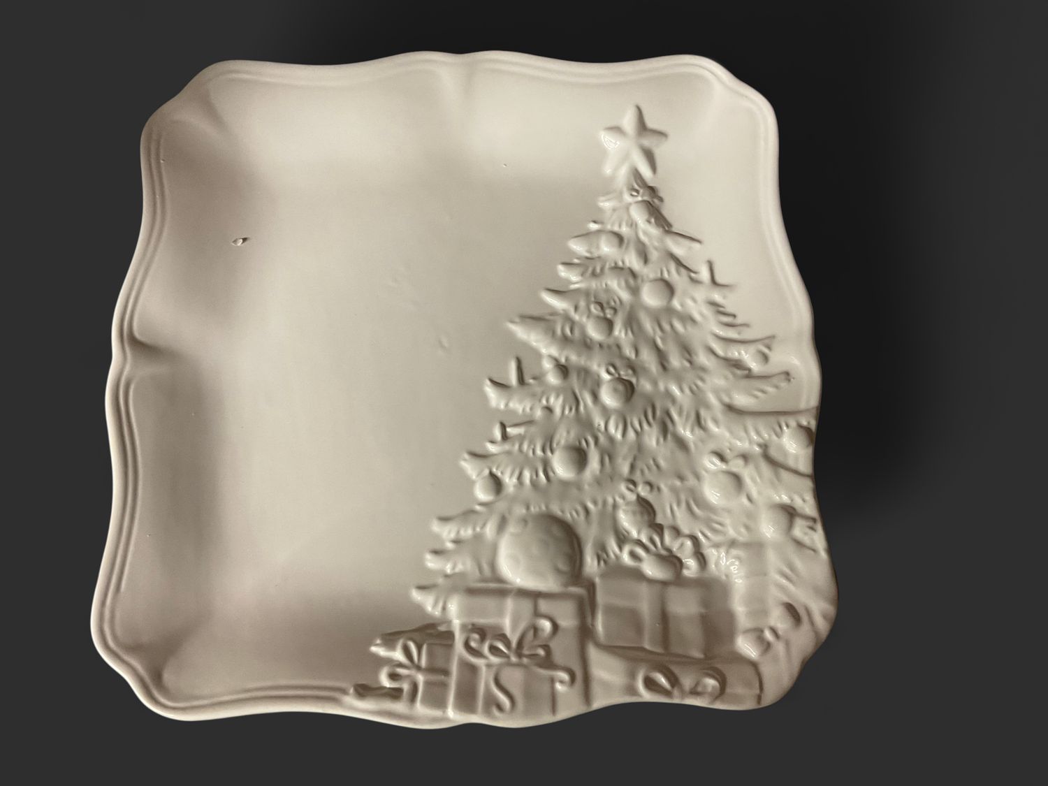 Tanenbaum embossed platter