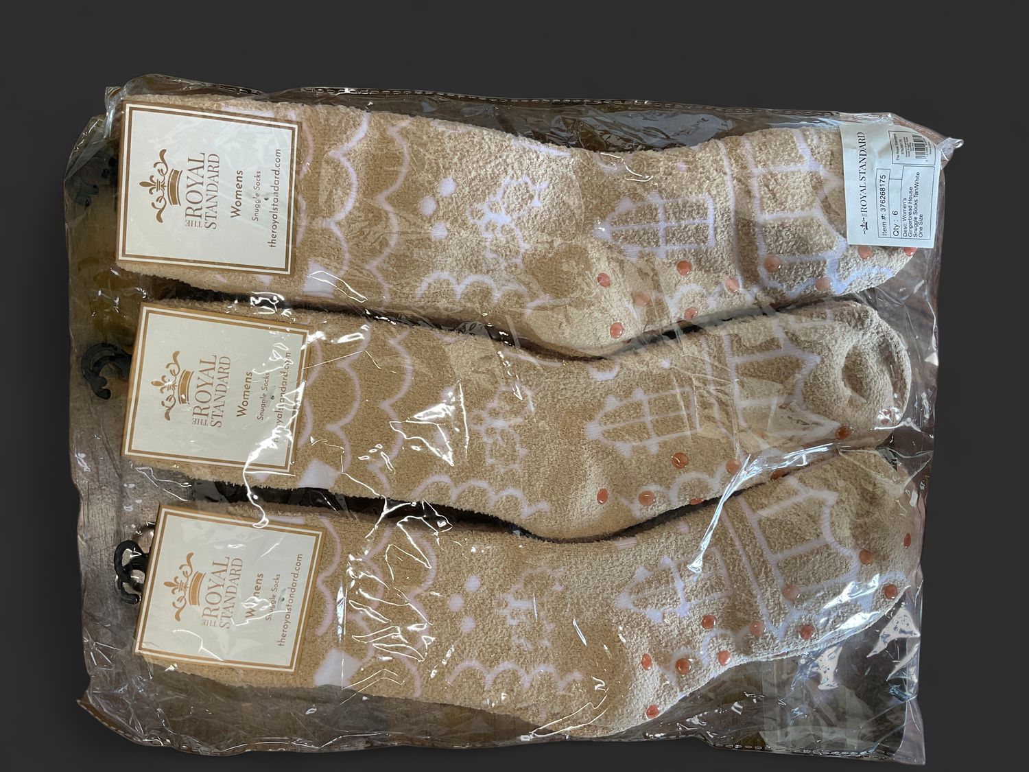 Women’s gingerbread house snuggle socks