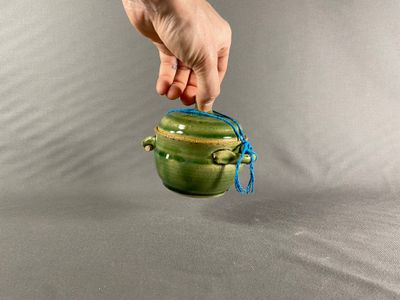 Stash jar/ Small latching jar