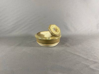 Mortar and Pestle Broken Brown