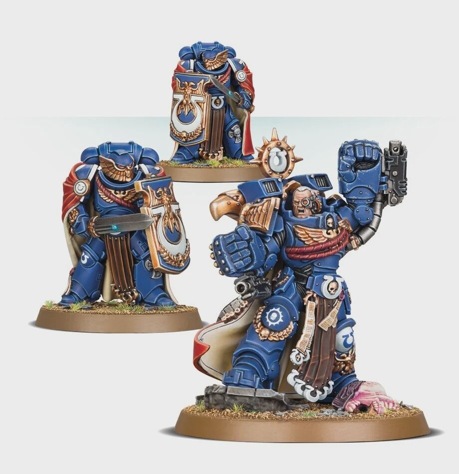 Ultramarines Marneus Calgar with Victrix Guard