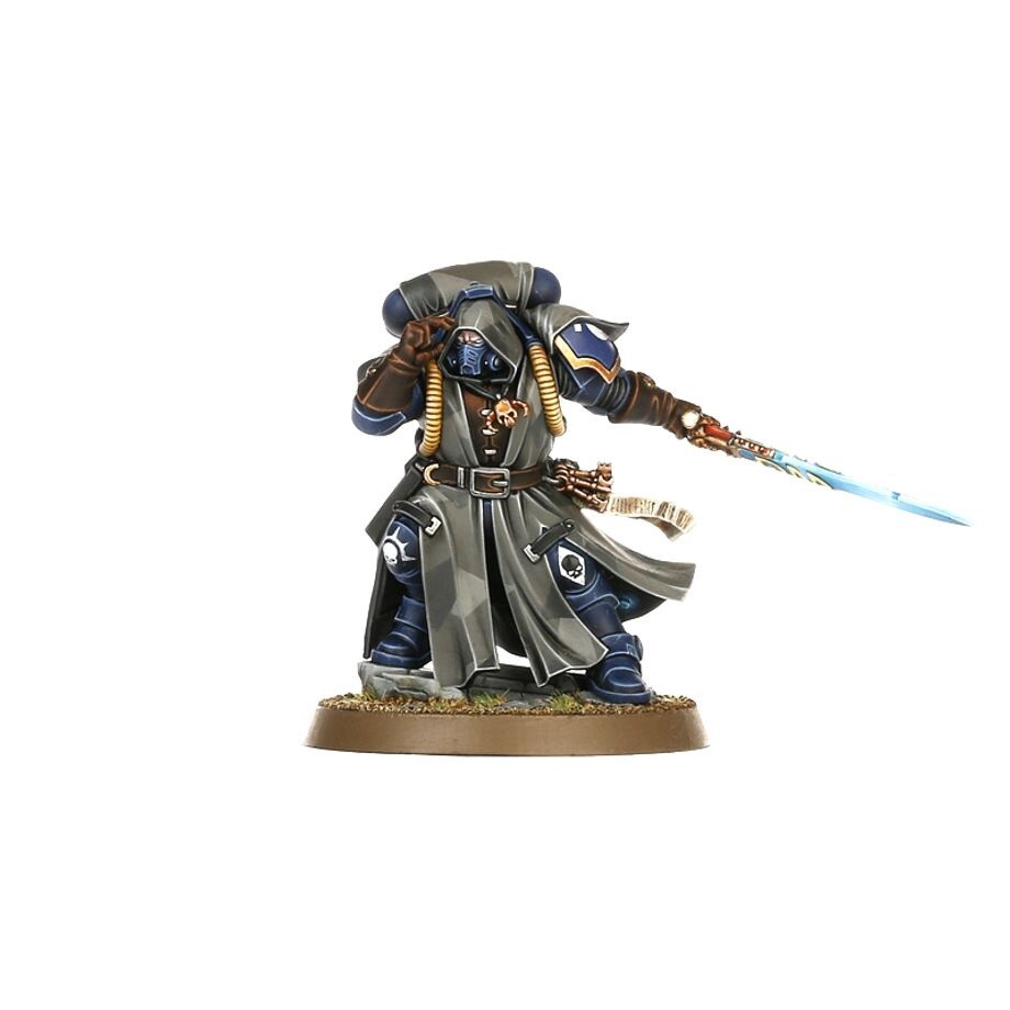 Space Marines Primaris Librarian in Phobos Armour