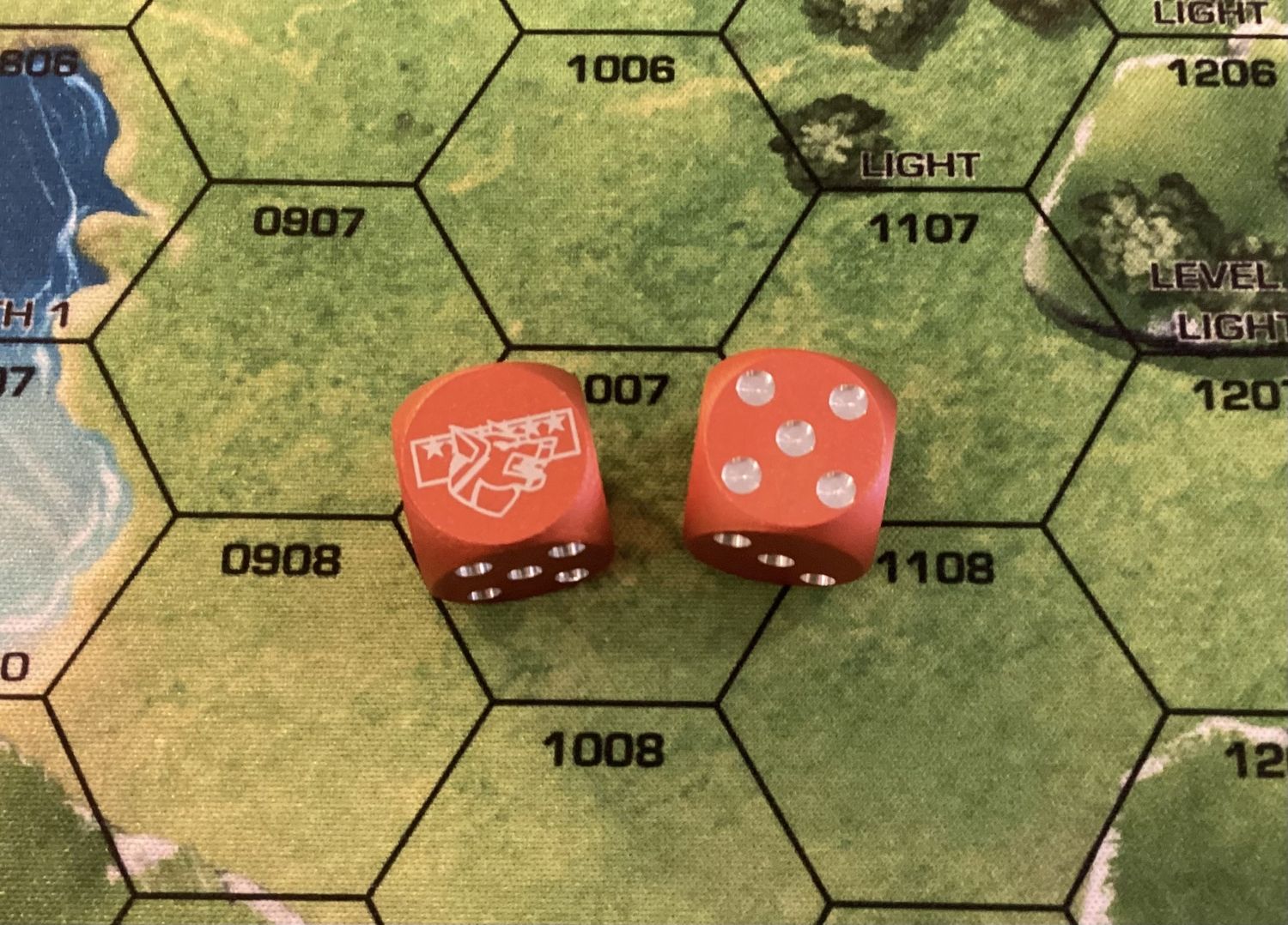 Dice pair Battletech Wolf Clan