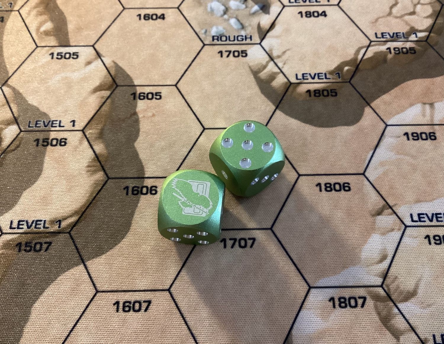 Dice pair Battletech Clan Jade Falcon