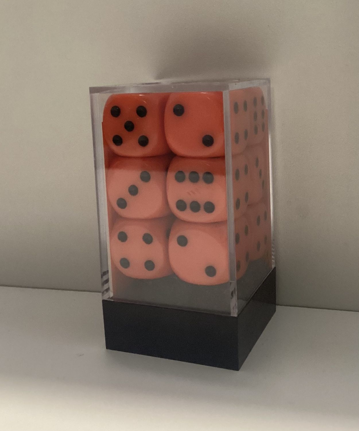 Chessex D6 Dice d6 mm Opaque Orange/black