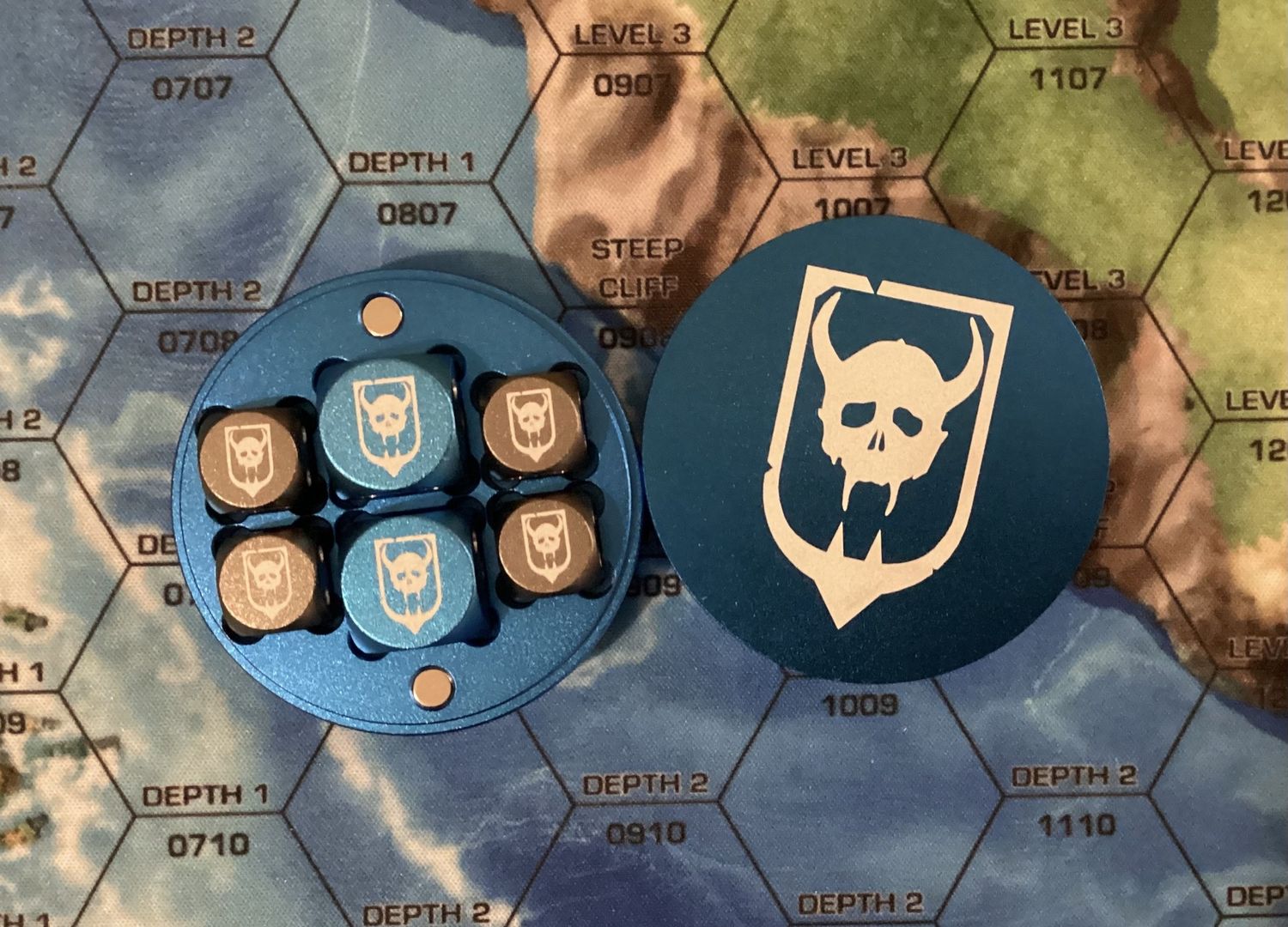 Battletech Hansen&#39;s Roughriders Dice Puck