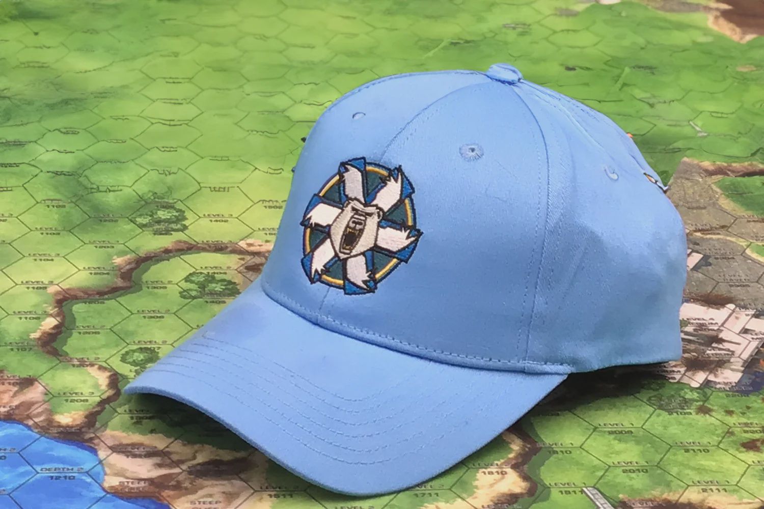 BattleTech Baseball Hat Ghost Bear Size XL
