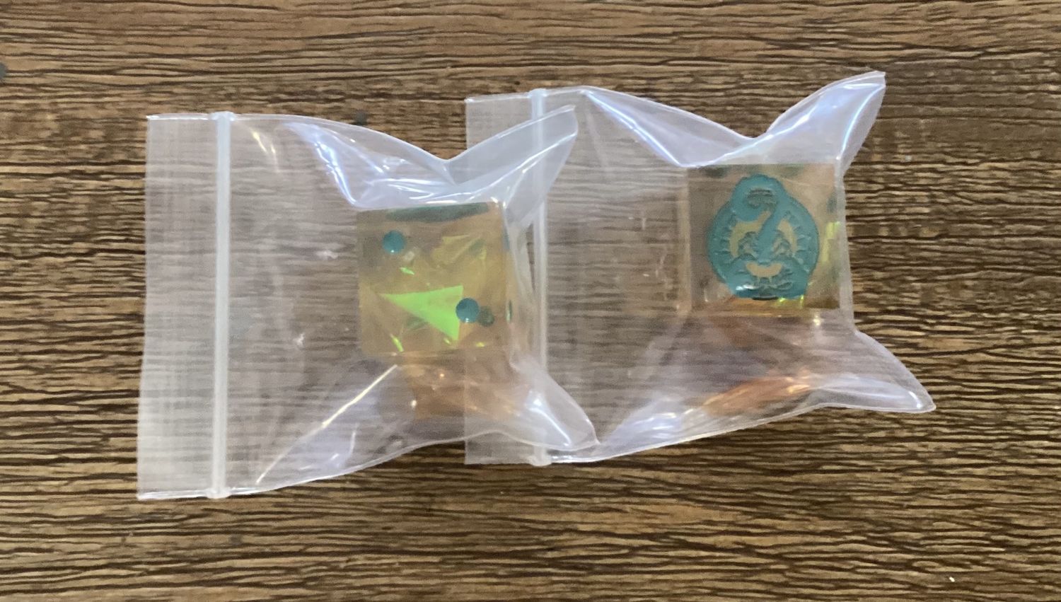 Laser Etched Clan Scorpion Dice Pair