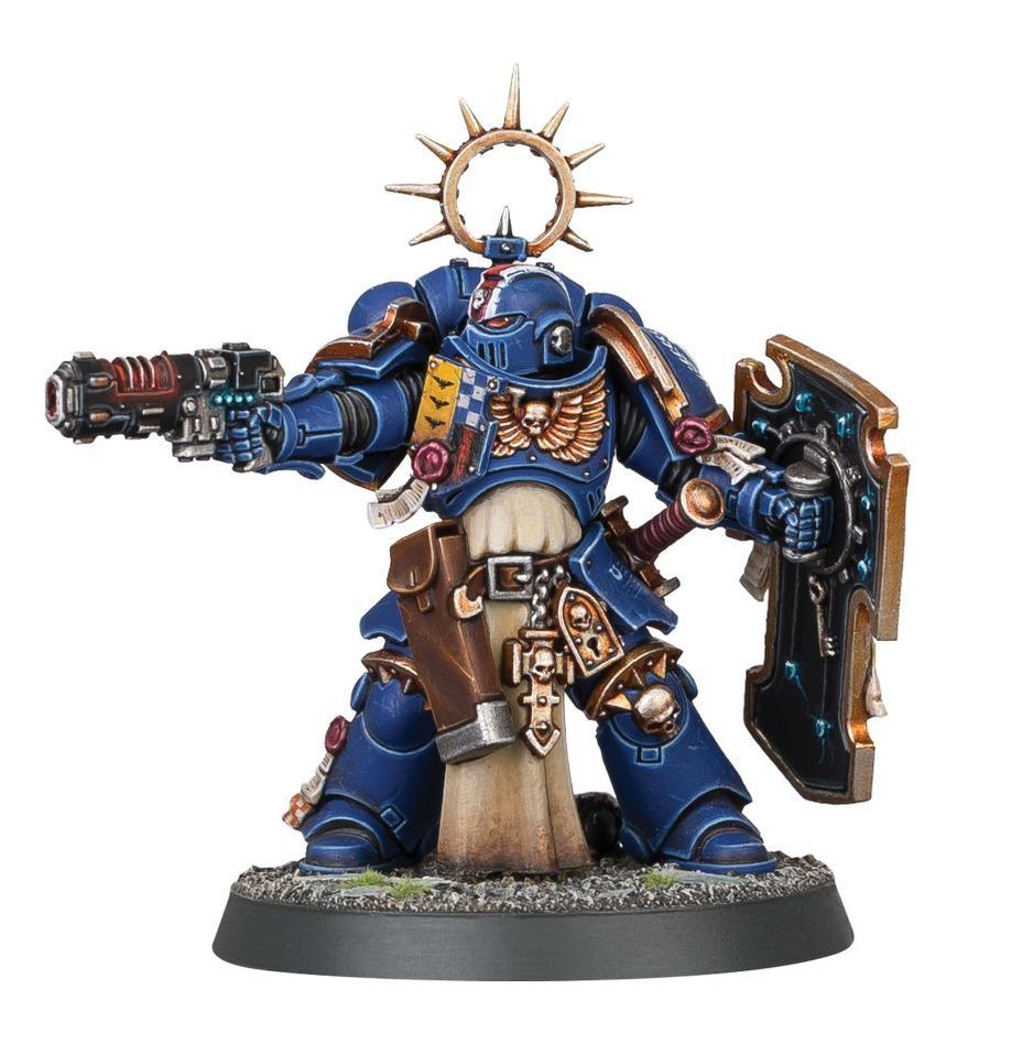 Space Marines Lieutenant with Storm Shield