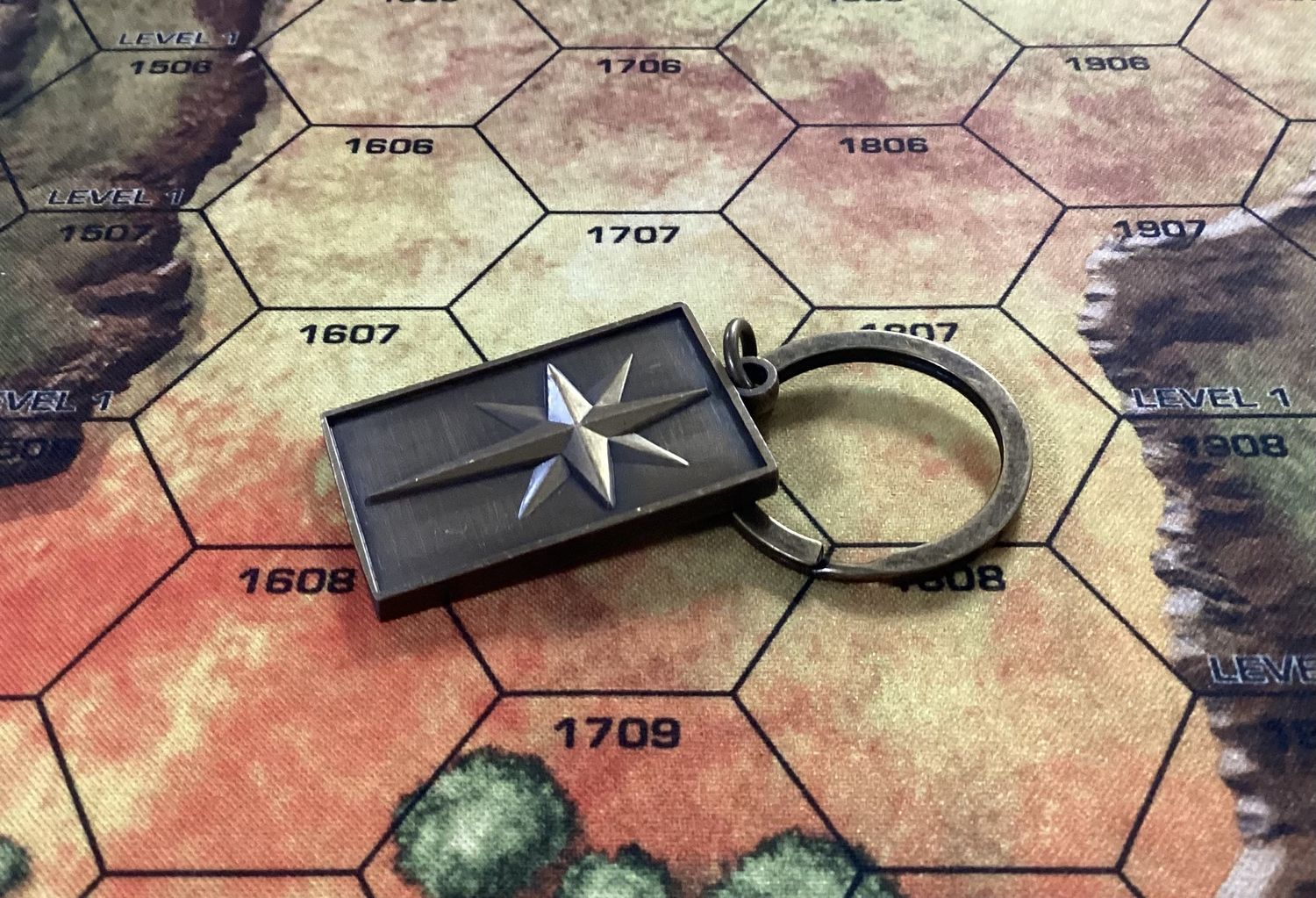 BattleTech Daggerstar Keychain