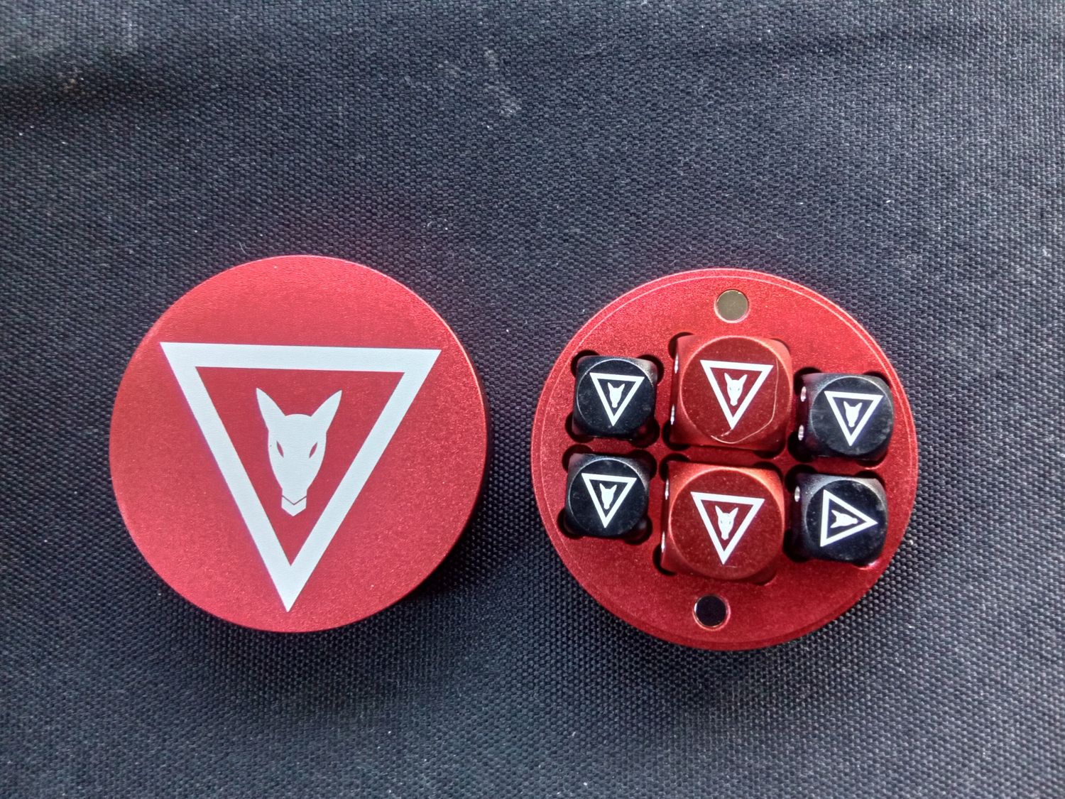 Battletech Dice Puck Kell Hounds Merc