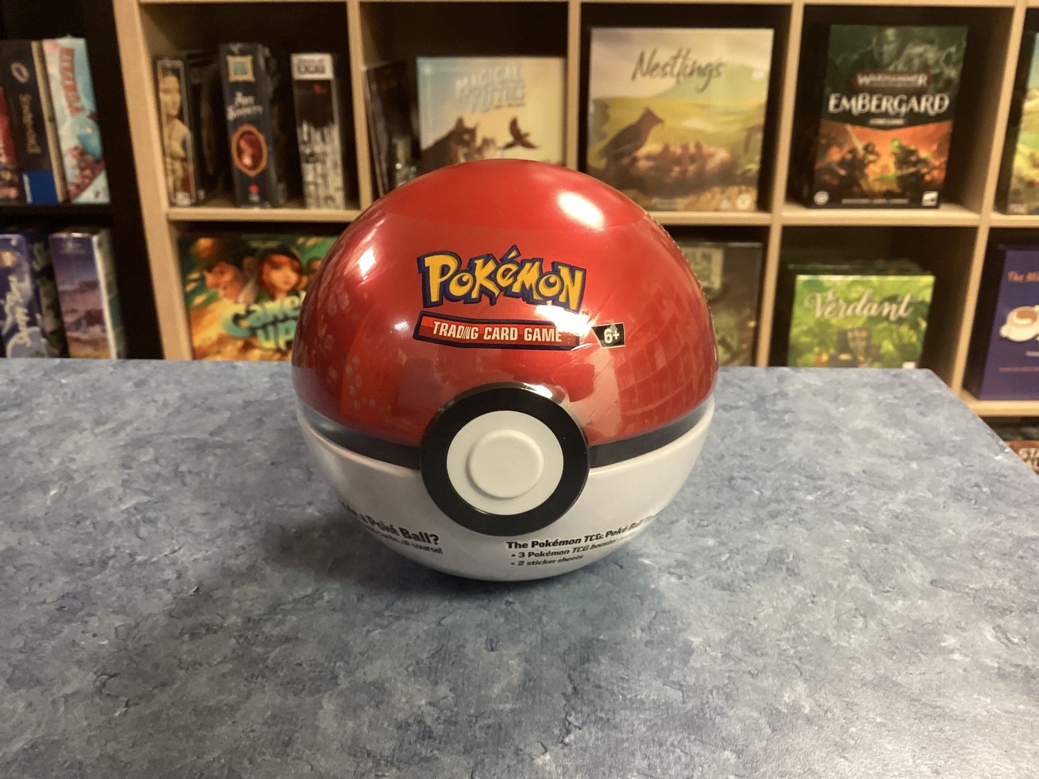 Pokémon Trading Card Game Poke Ball Tin