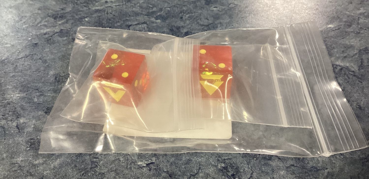 Laser Etched Chevron House Davion Dice Pair 16mm