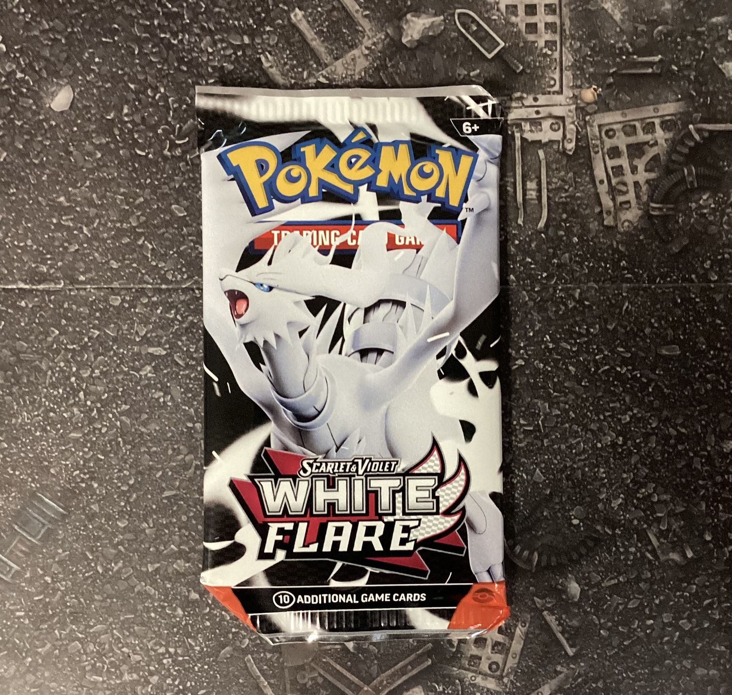Pokemon TCG Scarlet &amp; Violet White Flare Booster Pack