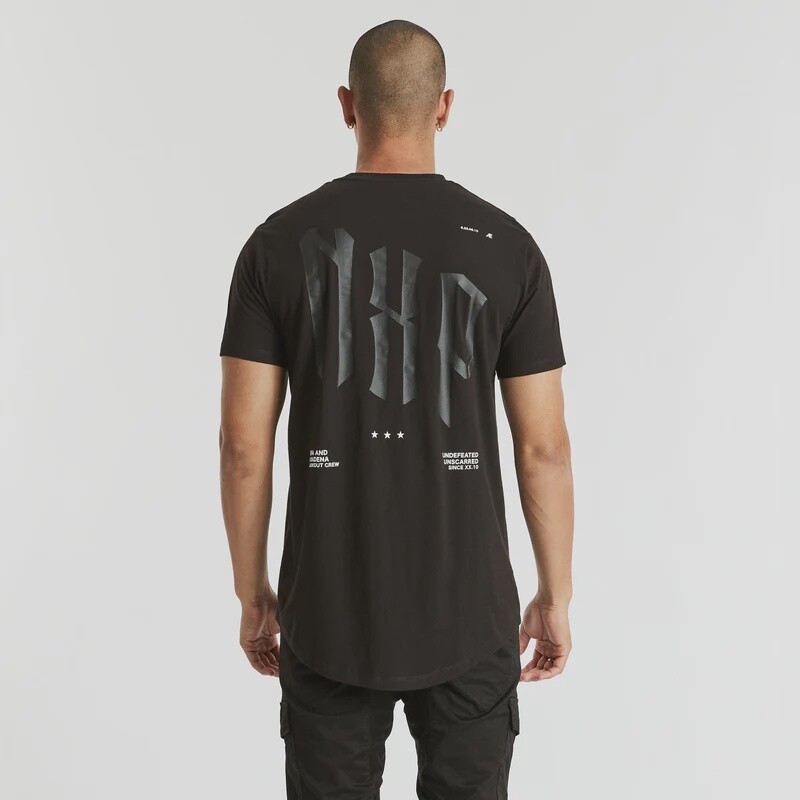 MIDNIGHT CAPE BLACK TEE
