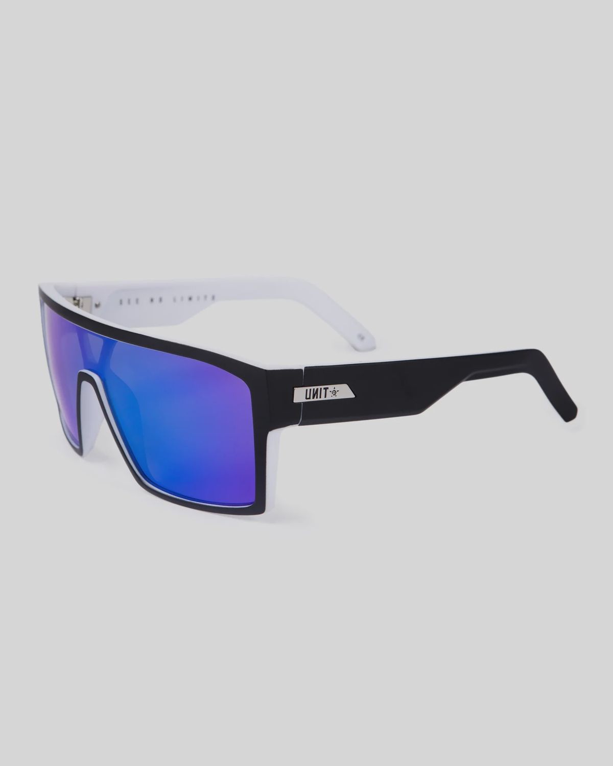 MENS EYEWEAR - POLARISED - COMMAND - MB WHITE