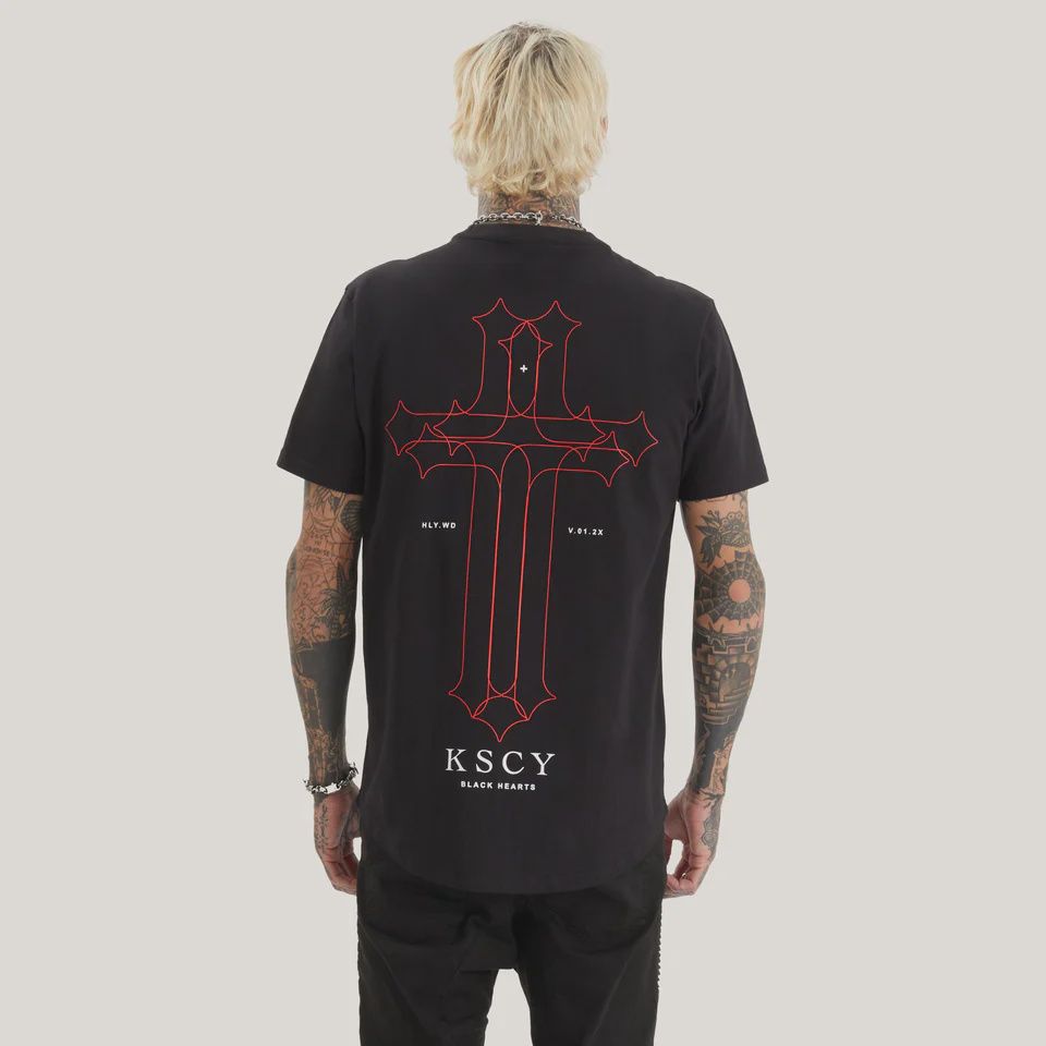KISS CHACEY| FOCUSED DUAL CURVED TEE