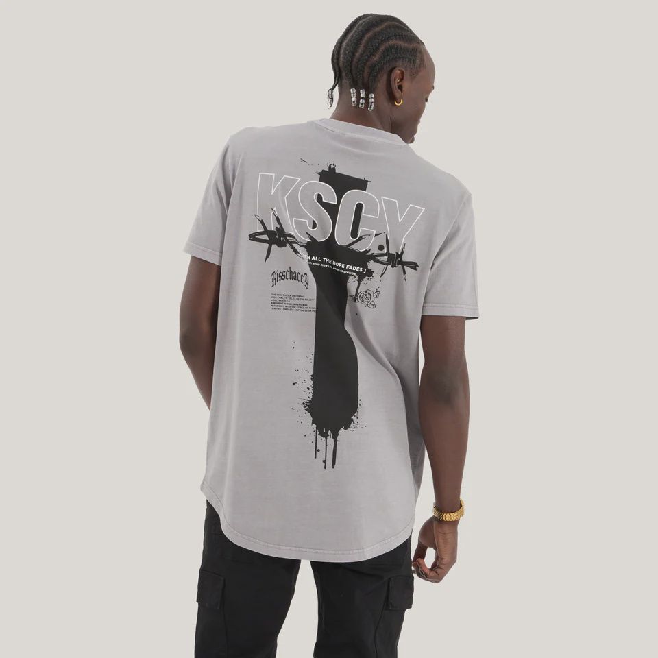 KISS CHASEY | ZINGIFY DUAL CURVED TEE