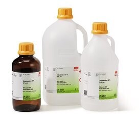 Acido nitrico 20%, puro, 10 l, confezione plastica.