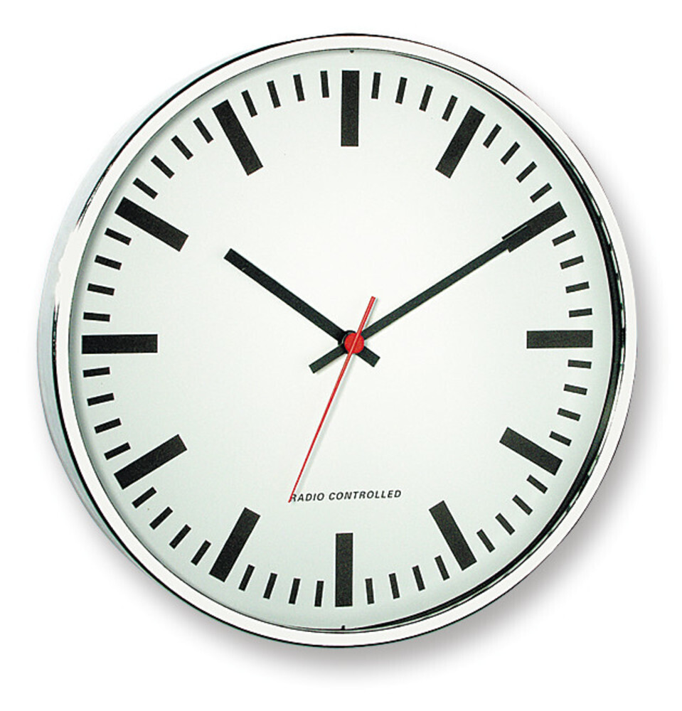 Radio-controlled wall clock, chrome