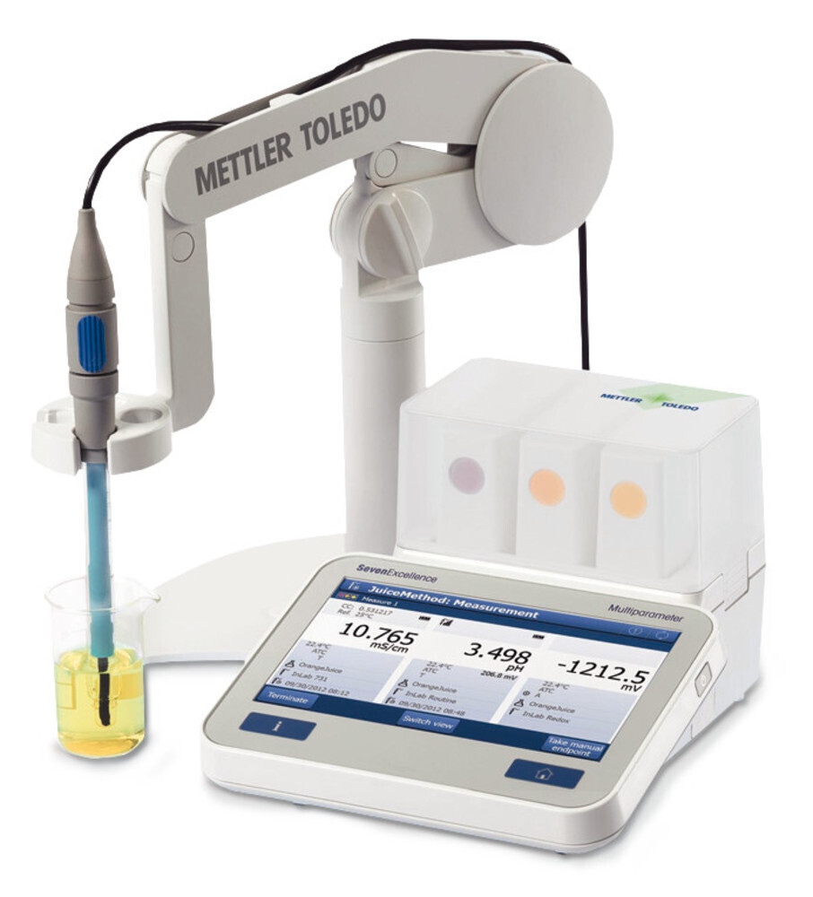 Combination table measuring instrument SevenExcellence pH/EC set S470