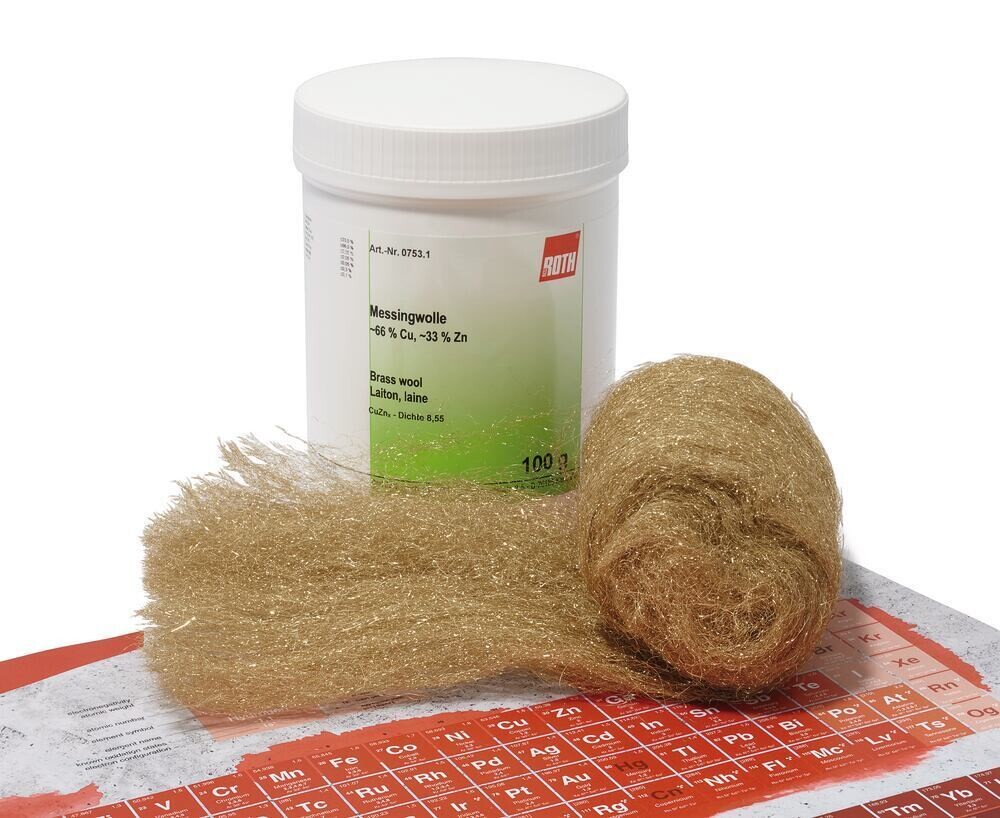 Brass wool, approx. 66% Cu, approx. 33% Zn, 100 g, plastic packaging.
