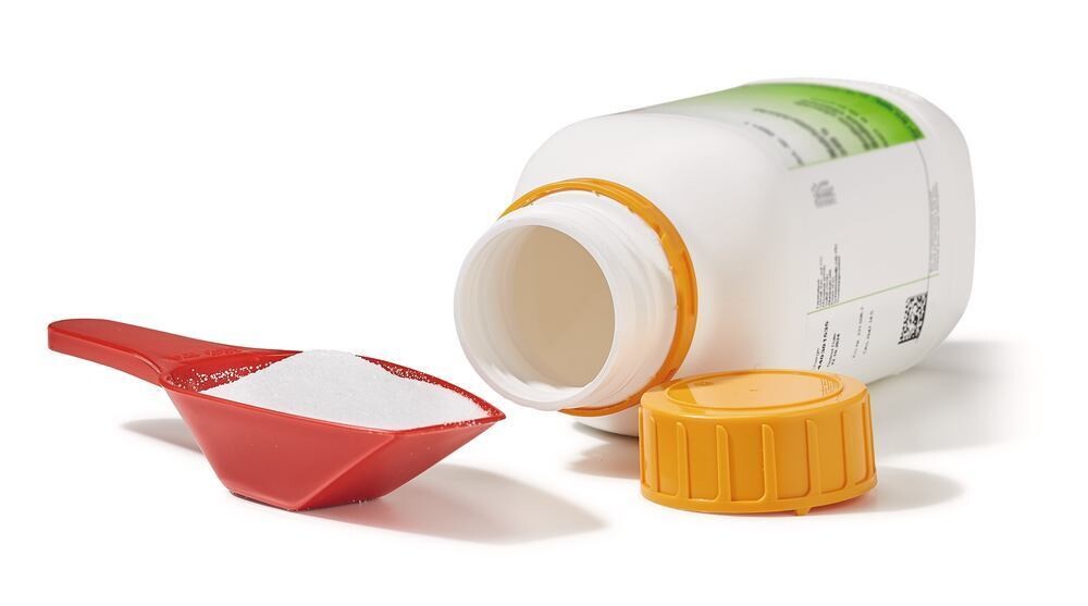 Zinc carbonate, min. 68% ZnO, extra pure, 2.5 kg, plastic packaging.