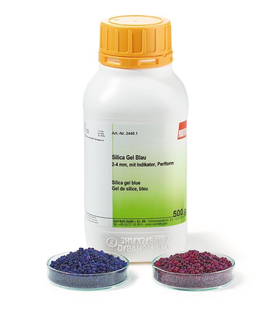 Silica gel blue, 2-4 mm, with indicator, bead form, 1 kg, plastic bag.