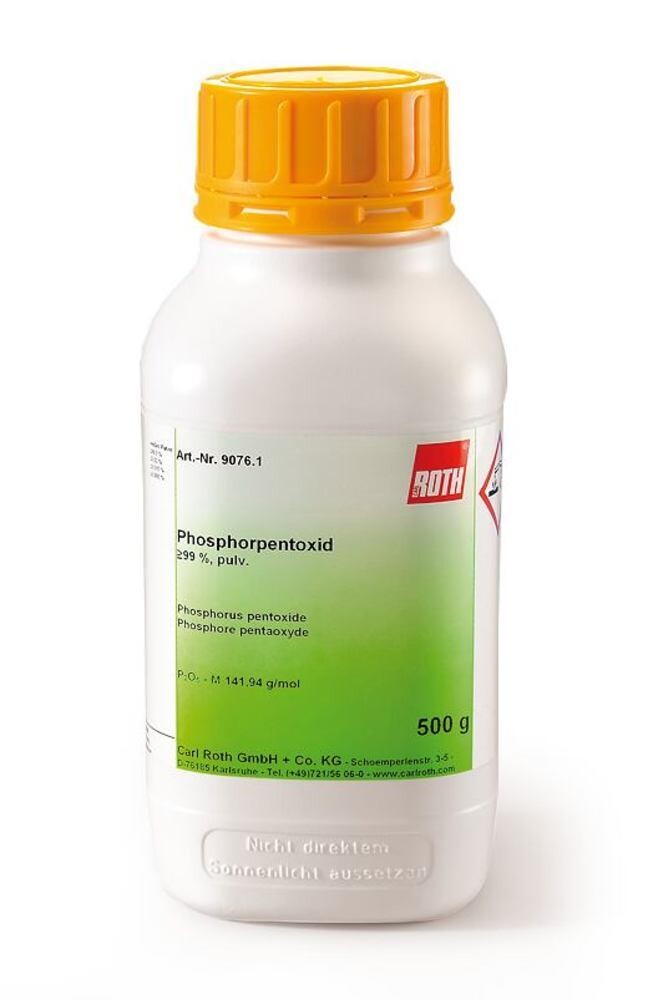 Phosphorus pentoxide, min. 99%, powder, 500 g, plastic packaging.