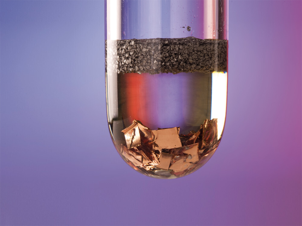 Sodium polytungstate solution, 3.00 g/cm3, 500 ml, plastic packaging.