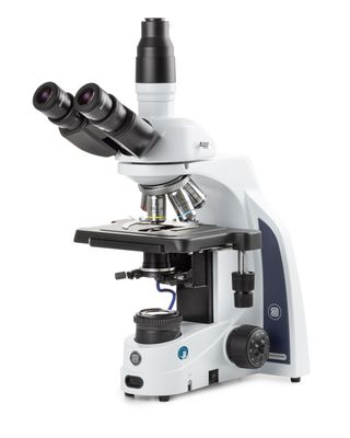 Triocular iScope IS.1153-PLi/DFi con objetivos Plan IOS y platina cruzada sin bastidor (aplicación de contraste de campo oscuro)