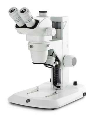 NexiusZoom ESD NZ.1903-S-ESD Triocular with toothed bracket tripod and 6.7x to 45x zoom