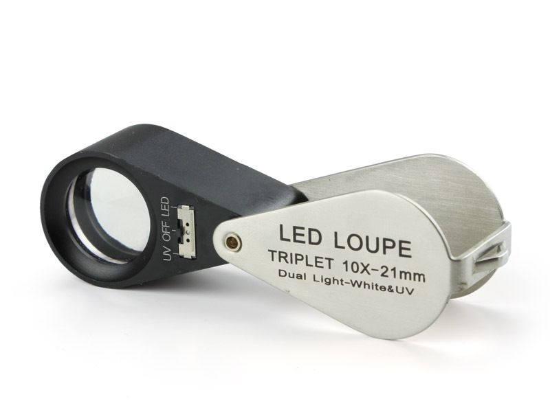 Impact magnifier. Magnification: 10x triplet. With Achromatic lens Ø 21 mm. White LED and UV lighting